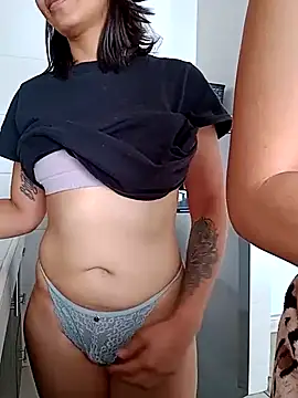 Snapshot of bri_ali chatting on February 6, 2025, 7:18 pm bri ali online show from February 6, 2025, 7:18 pm