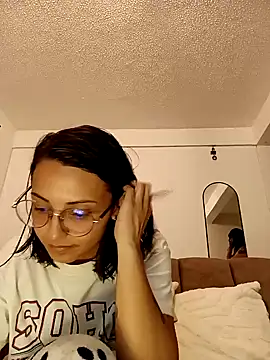 Snapshot of bri_ali chatting on February 12, 2025, 12:37 am bri ali online show from February 12, 2025, 12:37 am