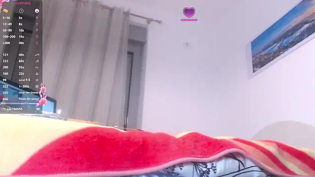 Snapshot of Ju-Hot chatting on December 2, 2024, 10:12 pm Ju-Hot online show from December 2, 2024, 10:12 pm