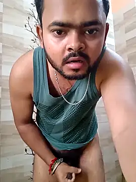 guavam65 online show from March 11, 2026, 1:55 am