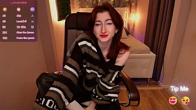 Violet Moreau online show from March 13, 2026, 8:59 pm