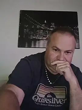 Pourleplasirs online show from May 23, 2026, 1:59 pm