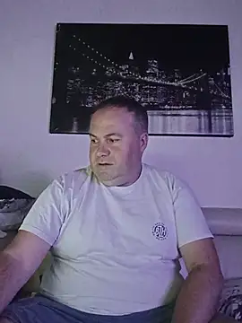 Pourleplasirs online show from May 29, 2026, 9:24 pm