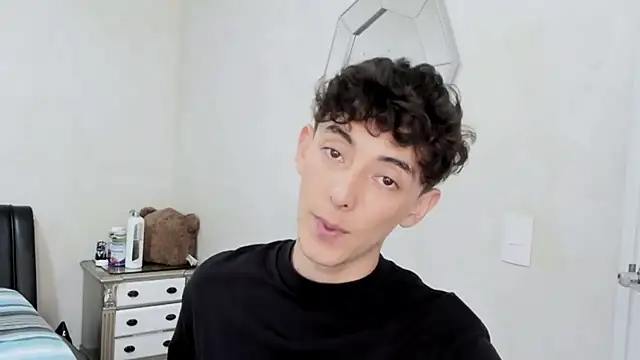 miketwink online show from March 7, 2026, 7:00 pm