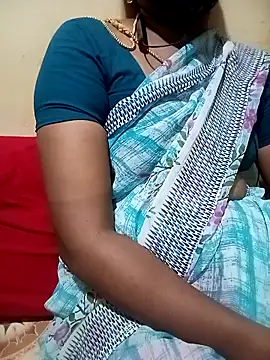 Snapshot of Tamil_roja17 chatting on September 11, 2025, 6:52 pm Tamil roja17 online show from September 11, 2025, 6:52 pm