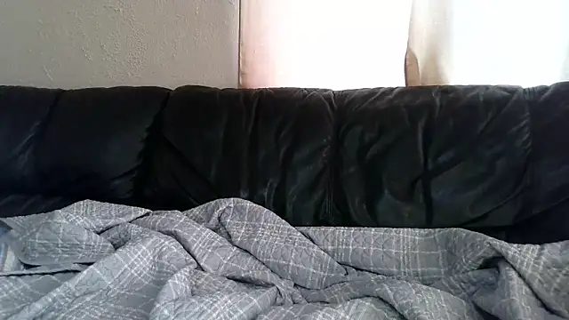 Snapshot of Troyt87 chatting on March 22, 2025, 10:48 pm Troyt87 online show from March 22, 2025, 10:48 pm