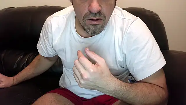 Snapshot of Troyt87 chatting on December 18, 2025, 6:58 pm Troyt87 online show from December 18, 2025, 6:58 pm