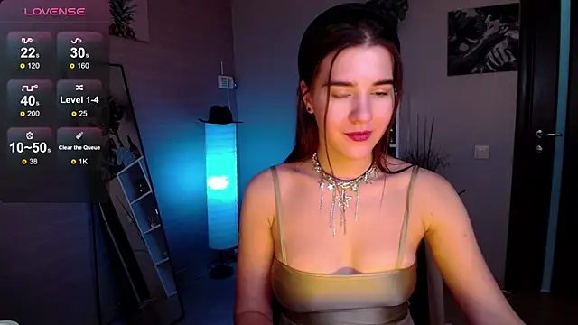 Snapshot of Sweetie_Catt chatting on February 11, 2025, 9:20 am Sweetie Catt online show from February 11, 2025, 9:20 am