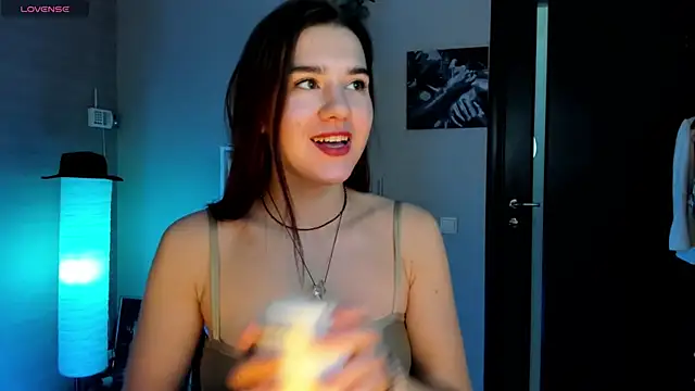 Snapshot of Sweetie_Catt chatting on February 18, 2025, 8:27 am Sweetie Catt online show from February 18, 2025, 8:27 am