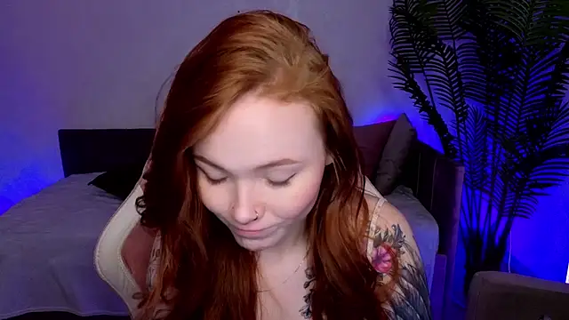 Maya Light online show from May 2, 2026, 2:27 am