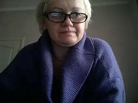 Snapshot of Mayya4321 chatting on February 5, 2025, 11:44 am Mayya4321 online show from February 5, 2025, 11:44 am