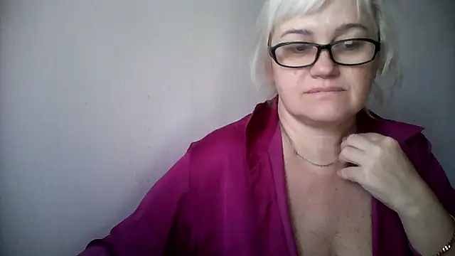 Snapshot of Mayya4321 chatting on October 5, 2025, 6:23 am Mayya4321 online show from October 5, 2025, 6:23 am