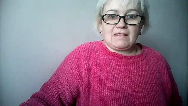 Snapshot of Mayya4321 chatting on October 14, 2025, 11:11 am Mayya4321 online show from October 14, 2025, 11:11 am