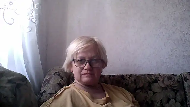 Snapshot of Mayya4321 chatting on May 15, 2026, 11:39 am Mayya4321 online show from May 15, 2026, 11:39 am