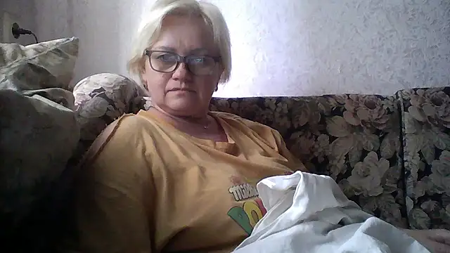 Snapshot of Mayya4321 chatting on May 28, 2026, 9:17 am Mayya4321 online show from May 28, 2026, 9:17 am