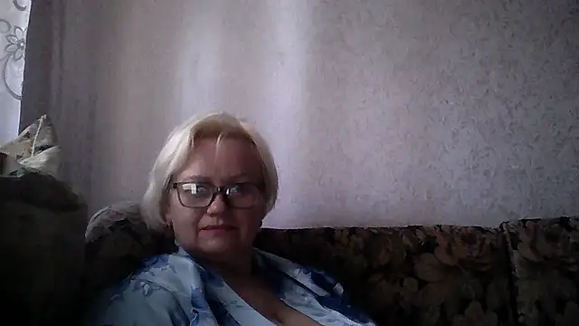 Snapshot of Mayya4321 chatting on June 10, 2026, 6:23 am Mayya4321 online show from June 10, 2026, 6:23 am