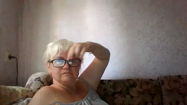 Snapshot of Mayya4321 chatting on June 30, 2026, 9:21 am Mayya4321 online show from June 30, 2026, 9:21 am