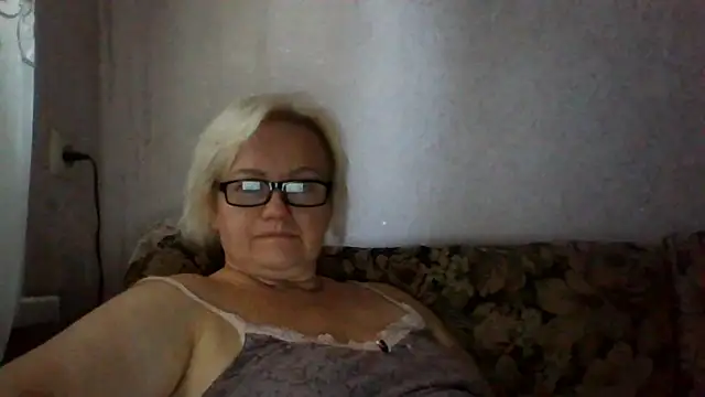 Snapshot of Mayya4321 chatting on July 28, 2026, 7:15 am Mayya4321 online show from July 28, 2026, 7:15 am