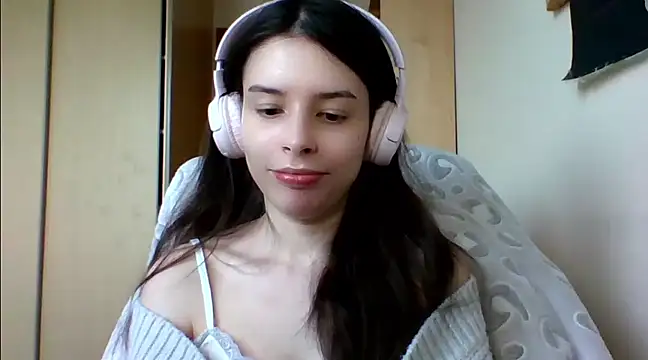 LariceSexy online show from March 11, 2025, 1:34 pm