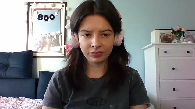 LariceSexy online show from October 20, 2025, 12:16 pm