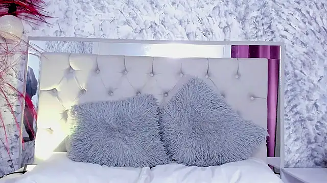 Ariana greenblat online show from September 17, 2025, 4:08 pm