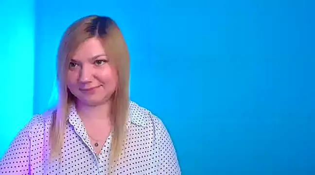 Snapshot of Lola_moree chatting on March 15, 2025, 3:48 pm Lola moree online show from March 15, 2025, 3:48 pm