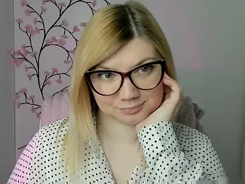 Lola moree online show from April 23, 2026, 11:42 am