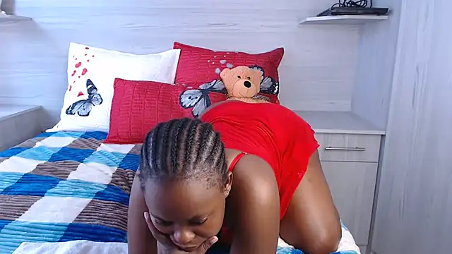 Snapshot of Cherry-brown55 chatting on February 28, 2025, 7:26 am Cherry-brown55 online show from February 28, 2025, 7:26 am