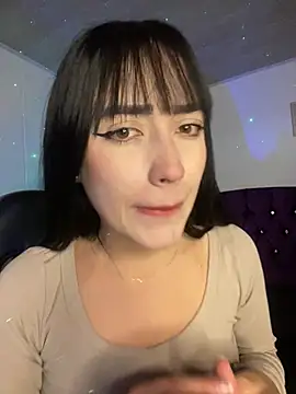 Snapshot of Melody_rousse_ chatting on March 19, 2025, 7:49 pm Melody rousse online show from March 19, 2025, 7:49 pm