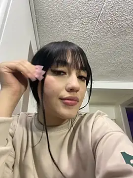 Snapshot of Melody_rousse_ chatting on October 28, 2025, 5:37 pm Melody rousse online show from October 28, 2025, 5:37 pm