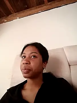 Zaira Rose  online show from May 4, 2026, 6:26 pm