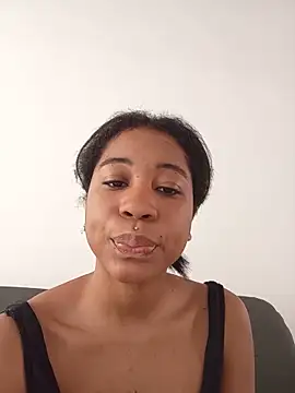 Zaira Rose  online show from May 25, 2026, 4:46 pm