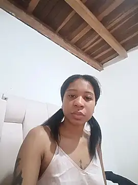 Zaira Rose  online show from June 26, 2026, 10:36 pm