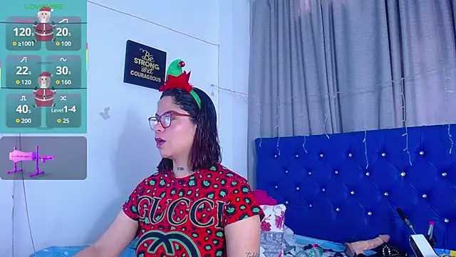 hornny cougar online show from December 3, 2025, 6:17 pm