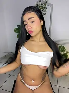 Snapshot of meli_ortiz_ chatting on July 28, 2026, 4:39 pm meli ortiz online show from July 28, 2026, 4:39 pm