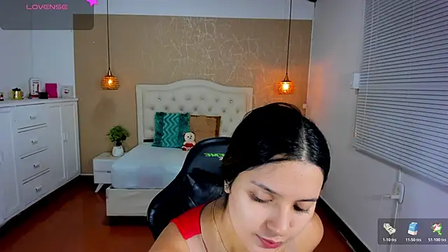 Snapshot of Hadley_ chatting on July 29, 2026, 3:37 am Hadley online show from July 29, 2026, 3:37 am
