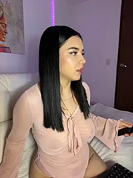 eileensophi online show from March 9, 2025, 2:50 am