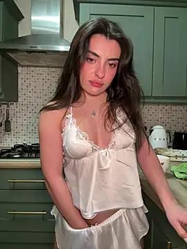 cute carly  online show from March 14, 2025, 10:05 pm