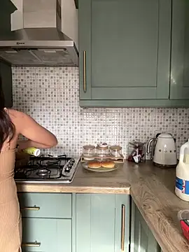 cute carly  online show from March 21, 2025, 2:40 pm