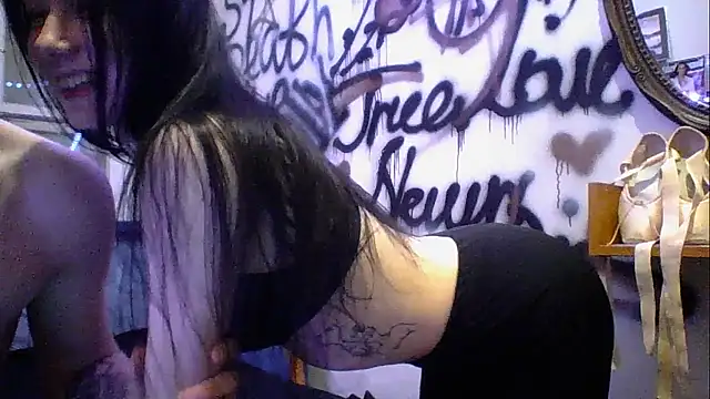 Snapshot of RussNocturnal chatting on January 30, 2025, 4:55 pm RussNocturnal online show from January 30, 2025, 4:55 pm