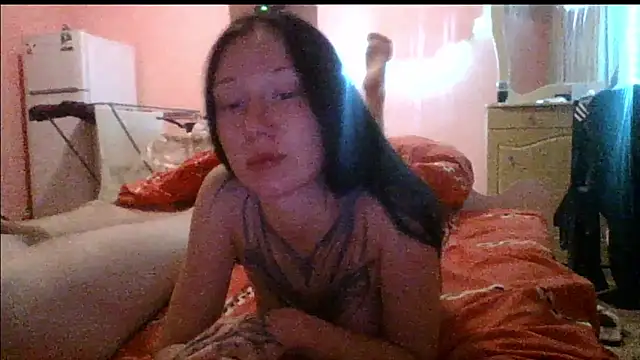 Snapshot of RussNocturnal chatting on October 22, 2025, 3:56 pm RussNocturnal online show from October 22, 2025, 3:56 pm