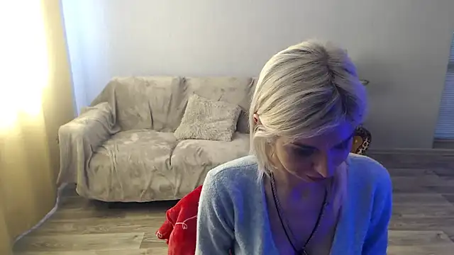 SexyBeatriice online show from April 26, 2026, 6:33 am