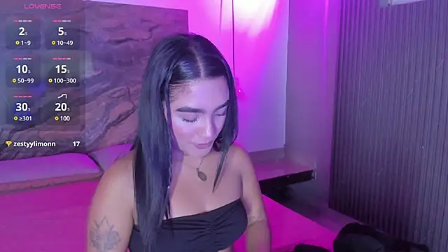 Snapshot of Estefy_gomez09 chatting on March 16, 2025, 3:47 am Estefy gomez09 online show from March 16, 2025, 3:47 am