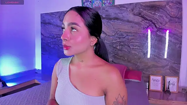 Estefy gomez09 online show from June 2, 2026, 12:51 pm