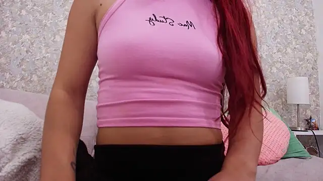 Snapshot of sharlott_miller chatting on October 10, 2025, 3:05 am sharlott miller online show from October 10, 2025, 3:05 am