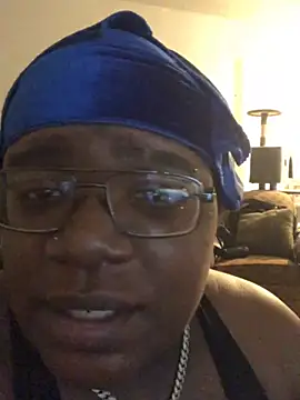 Snapshot of tiptrx chatting on January 28, 2025, 12:05 am tiptrx online show from January 28, 2025, 12:05 am