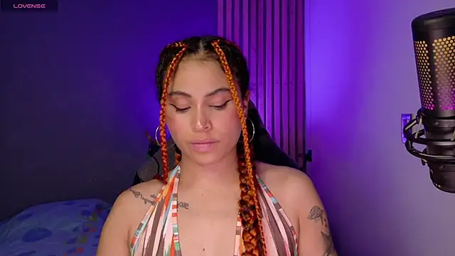 Snapshot of Marivimichel1 chatting on November 1, 2025, 7:05 pm Marivimichel1 online show from November 1, 2025, 7:05 pm