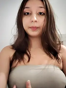 Maiden-Hot online show from July 5, 2026, 9:44 pm