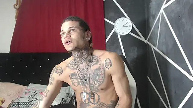 Snapshot of hot_man05 chatting on October 10, 2025, 11:59 pm hot man05 online show from October 10, 2025, 11:59 pm