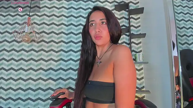 CALANTHELOVE1 online show from March 4, 2025, 6:15 am